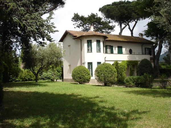 casa indipendente in affitto a Grottaferrata