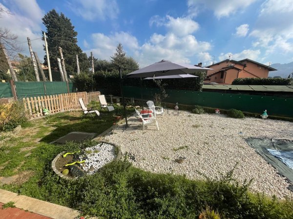 casa indipendente in affitto a Grottaferrata