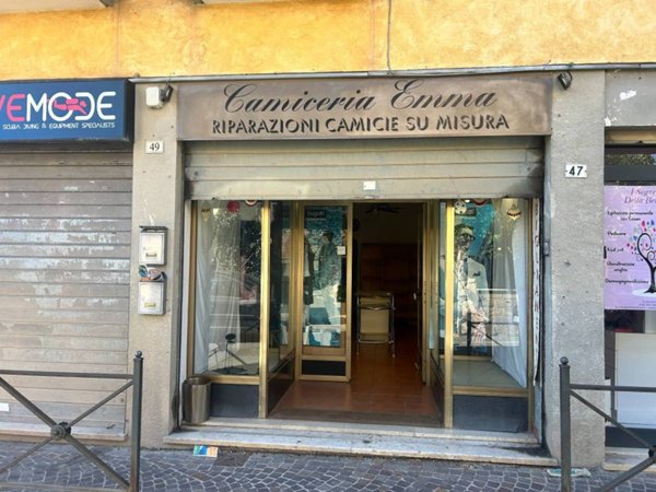 negozio in affitto a Grottaferrata
