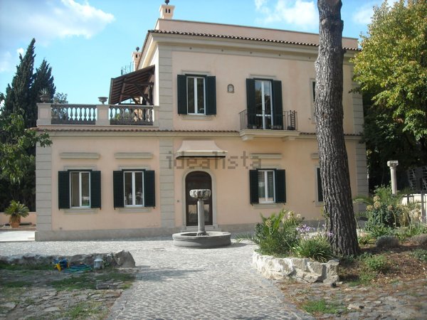 ufficio in affitto a Grottaferrata