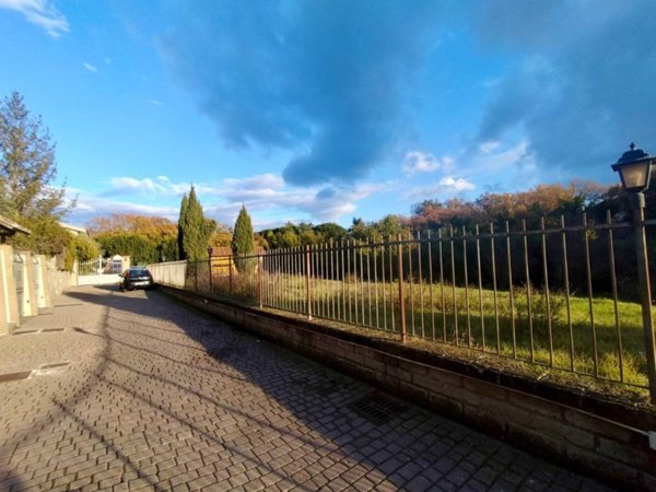 casa indipendente in affitto a Grottaferrata