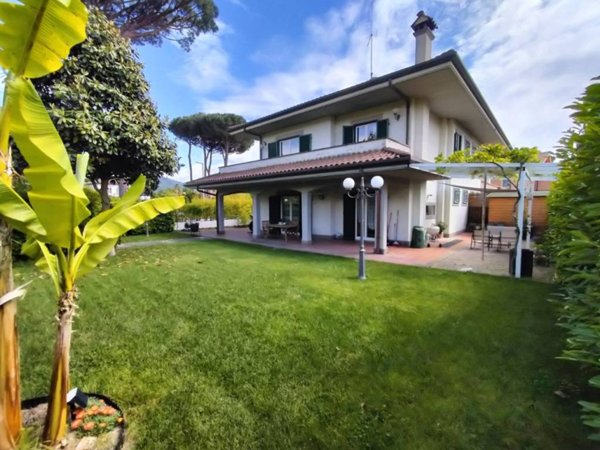 casa indipendente in affitto a Grottaferrata