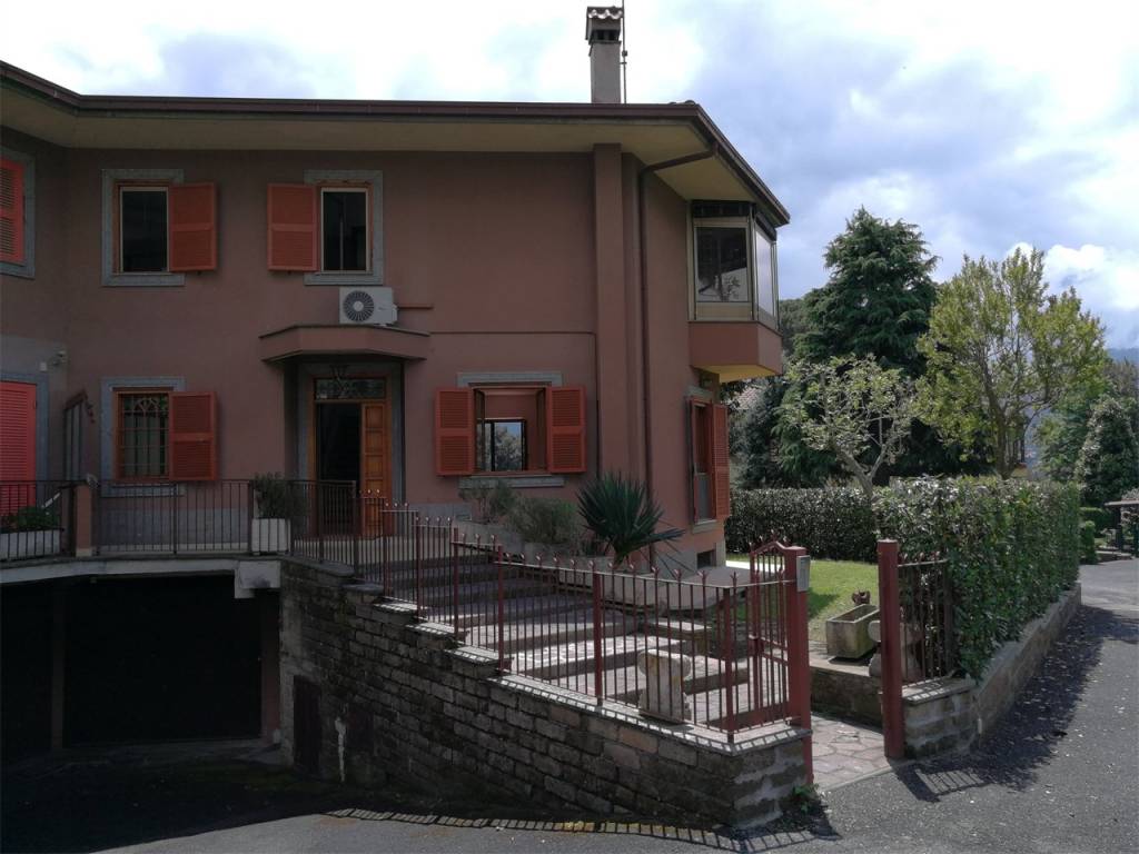 casa indipendente in affitto a Grottaferrata
