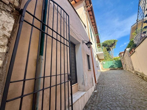 appartamento in affitto a Grottaferrata
