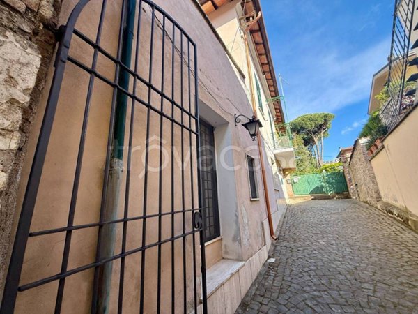 appartamento in affitto a Grottaferrata