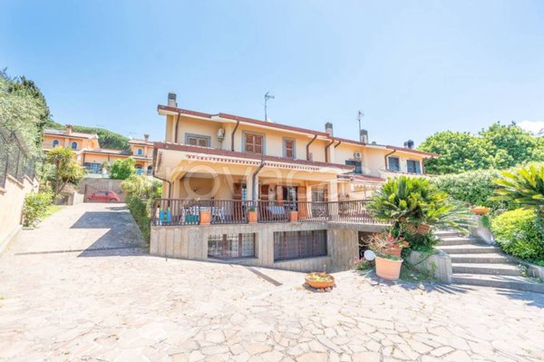 casa indipendente in affitto a Grottaferrata