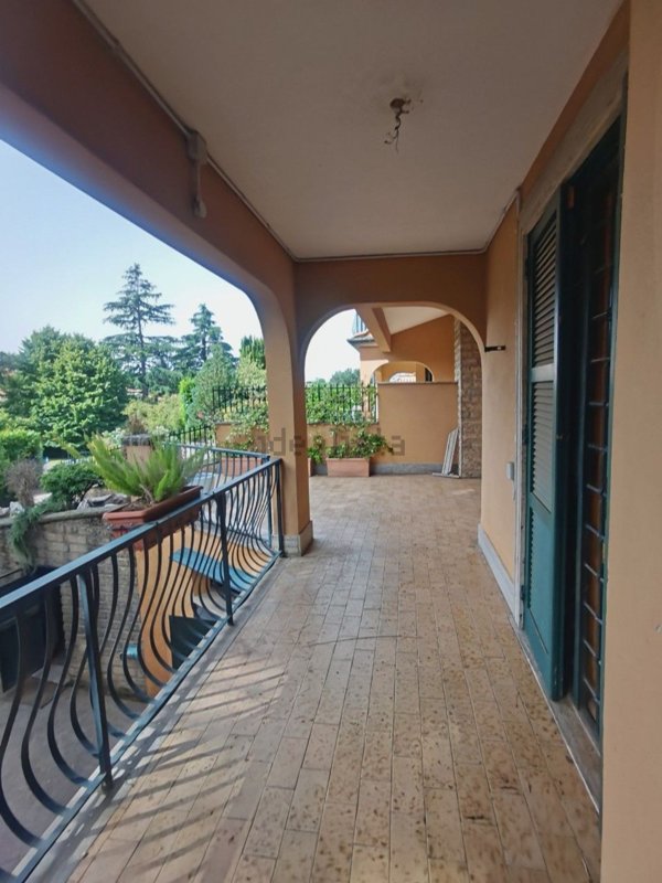 casa indipendente in affitto a Grottaferrata