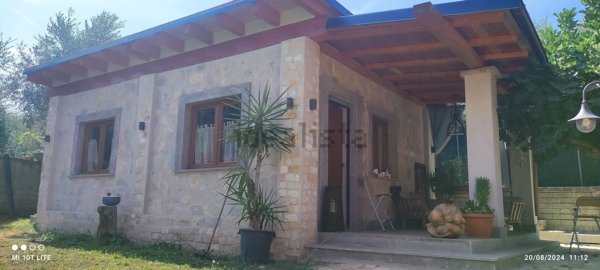appartamento in affitto a Grottaferrata in zona Molara