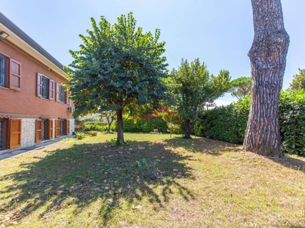 casa indipendente in affitto a Grottaferrata
