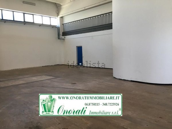 capannone in affitto a Guidonia Montecelio