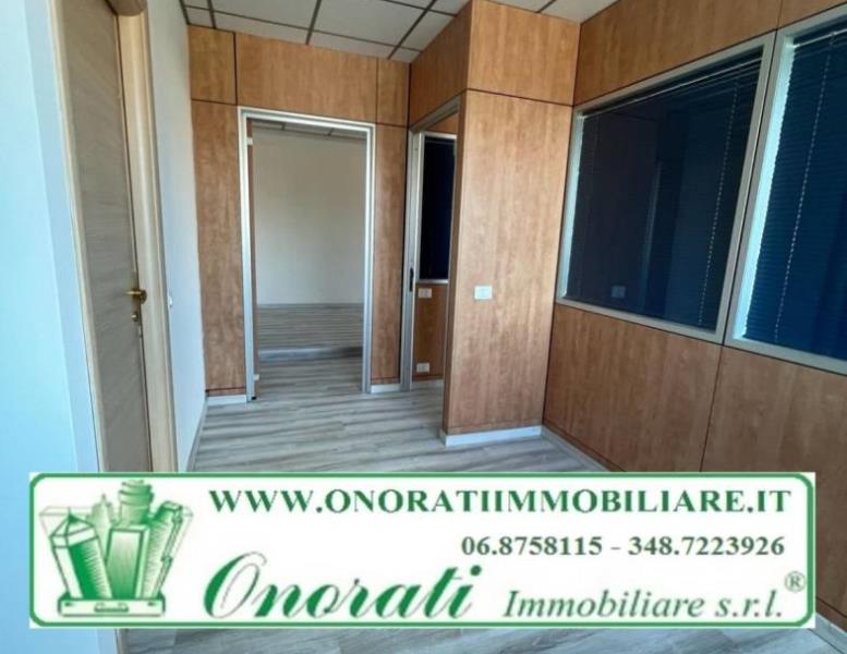 ufficio in affitto a Guidonia Montecelio