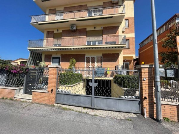 locale di sgombero in affitto a Guidonia Montecelio in zona Guidonia