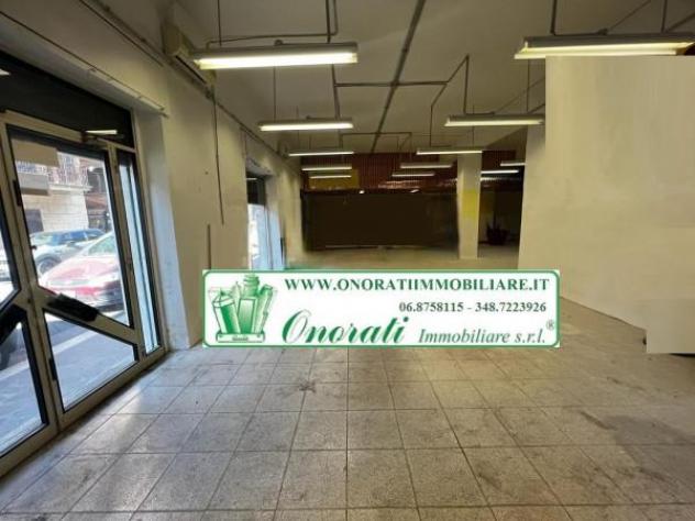 negozio in affitto a Guidonia Montecelio in zona Guidonia