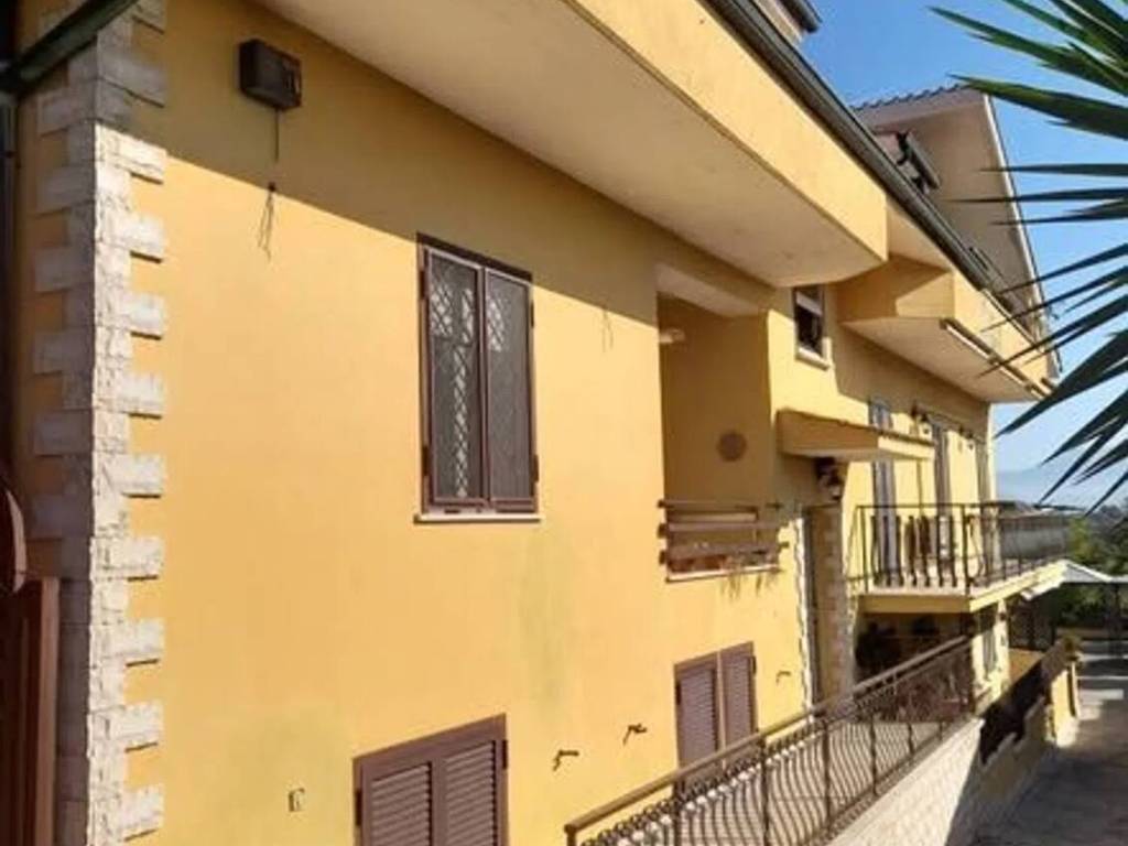 appartamento in affitto a Guidonia Montecelio in zona Setteville