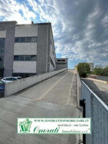 locale commerciale in affitto a Guidonia Montecelio in zona Guidonia