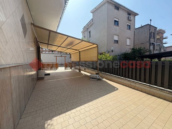 locale commerciale in affitto a Guidonia Montecelio in zona Guidonia