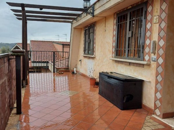 appartamento in affitto a Guidonia Montecelio in zona Pichini