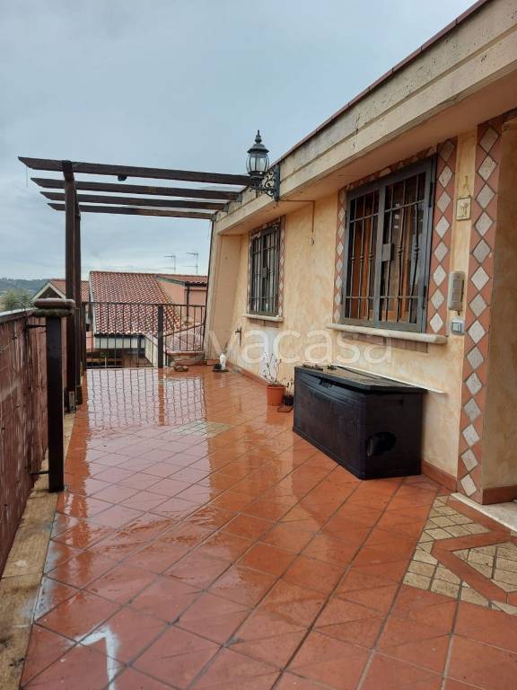 appartamento in affitto a Guidonia Montecelio in zona Pichini