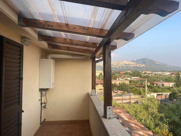 appartamento in affitto a Guidonia Montecelio in zona Villanova