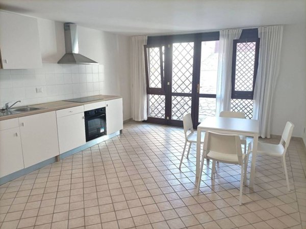 appartamento in affitto a Guidonia Montecelio in zona Marco Simone