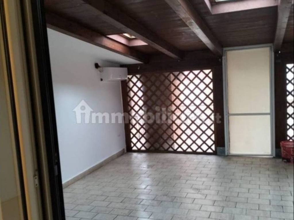 appartamento in affitto a Guidonia Montecelio