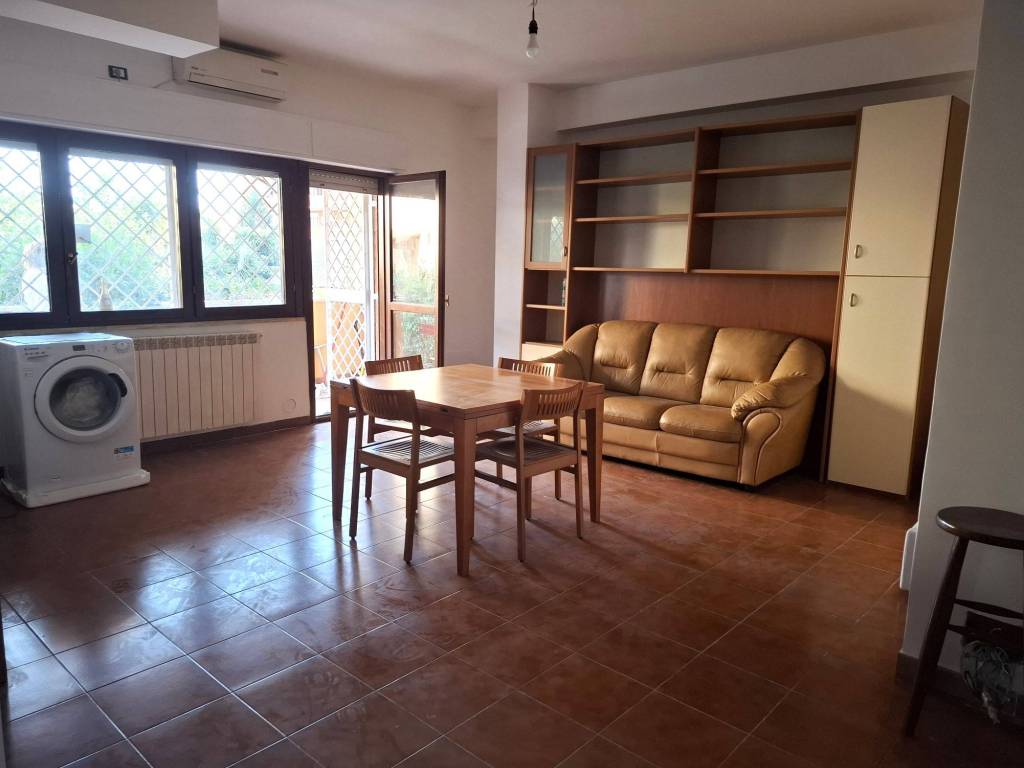 appartamento in affitto a Guidonia Montecelio