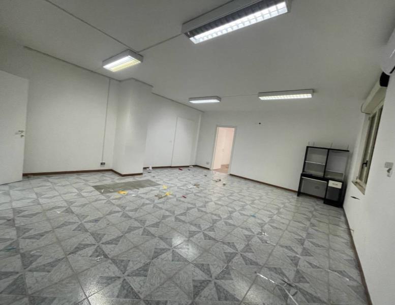 intera palazzina in affitto a Guidonia Montecelio