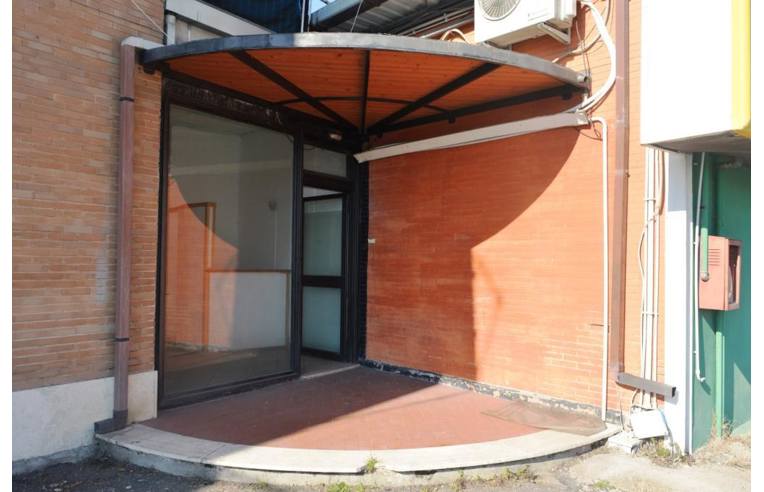 ufficio in affitto a Guidonia Montecelio in zona Guidonia