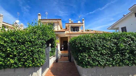 casa indipendente in affitto a Guidonia Montecelio in zona Marco Simone