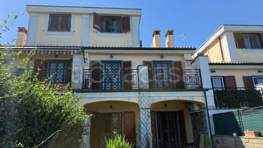 casa indipendente in affitto a Guidonia Montecelio in zona Marco Simone