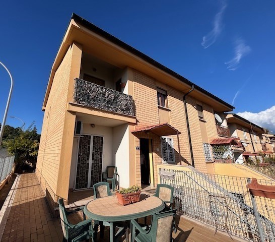 casa indipendente in affitto a Guidonia Montecelio in zona Guidonia