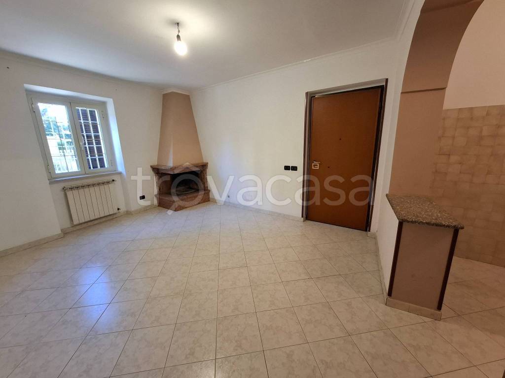 appartamento in affitto a Guidonia Montecelio in zona Villalba