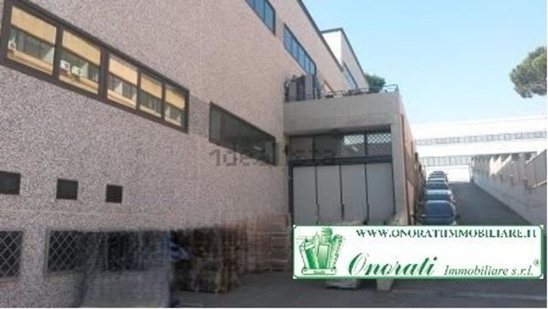 capannone in affitto a Guidonia Montecelio in zona Guidonia