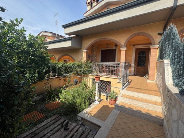 appartamento in affitto a Guidonia Montecelio in zona Setteville