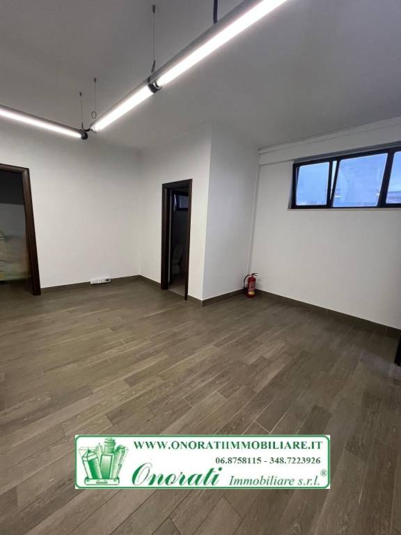 ufficio in affitto a Guidonia Montecelio