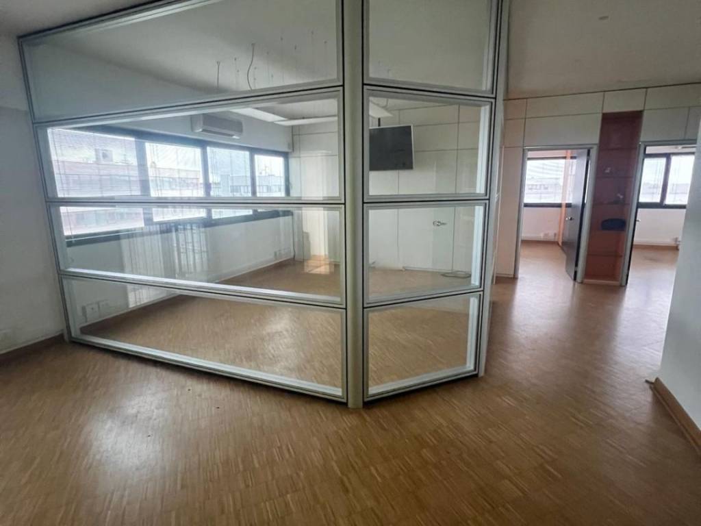 ufficio in affitto a Guidonia Montecelio