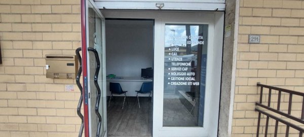 ufficio in affitto a Guidonia Montecelio in zona Villanova