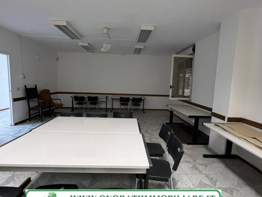 ufficio in affitto a Guidonia Montecelio