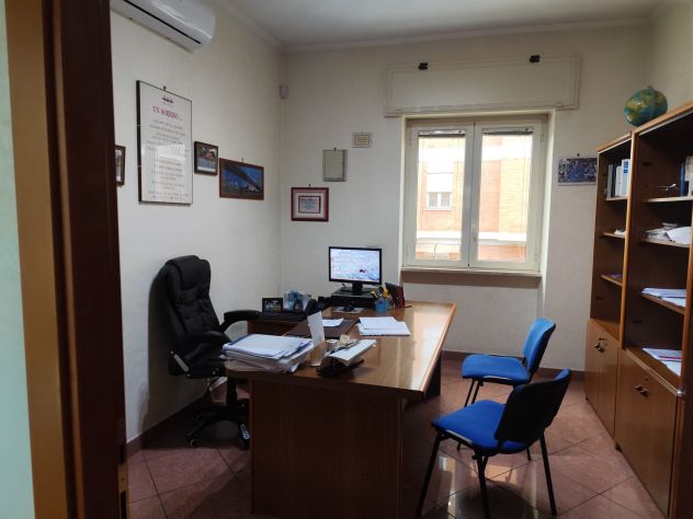 ufficio in affitto a Guidonia Montecelio in zona Guidonia