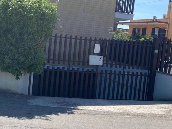 locale di sgombero in affitto a Guidonia Montecelio in zona Guidonia