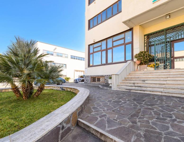 ufficio in affitto a Guidonia Montecelio in zona Setteville