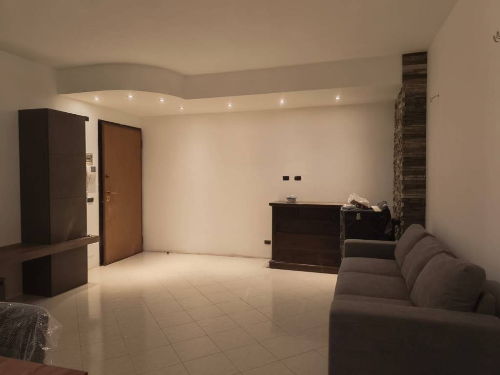 appartamento in affitto a Guidonia Montecelio in zona Villanova