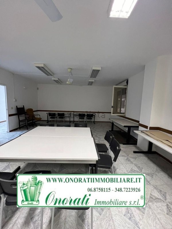 ufficio in affitto a Guidonia Montecelio