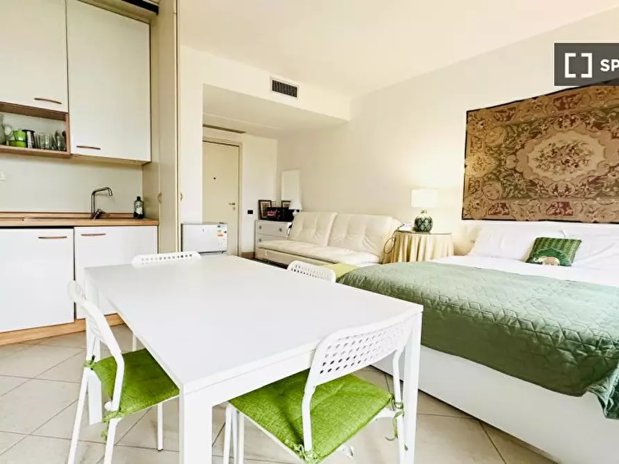 ufficio in affitto a Guidonia Montecelio in zona Marco Simone