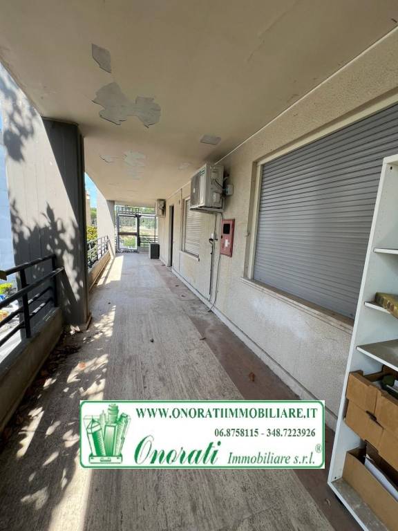 ufficio in affitto a Guidonia Montecelio in zona Montecelio