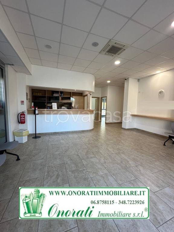ufficio in affitto a Guidonia Montecelio