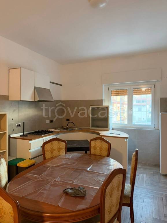 appartamento in affitto a Guidonia Montecelio in zona Villanova