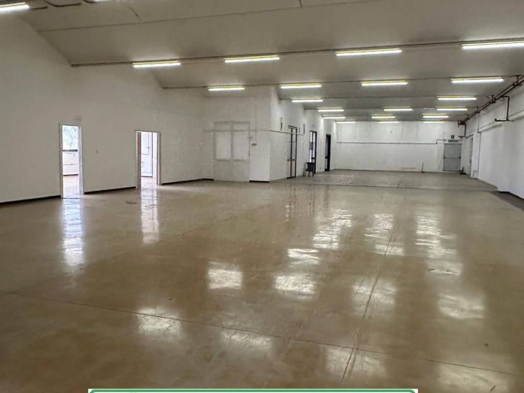 locale commerciale in affitto a Guidonia Montecelio