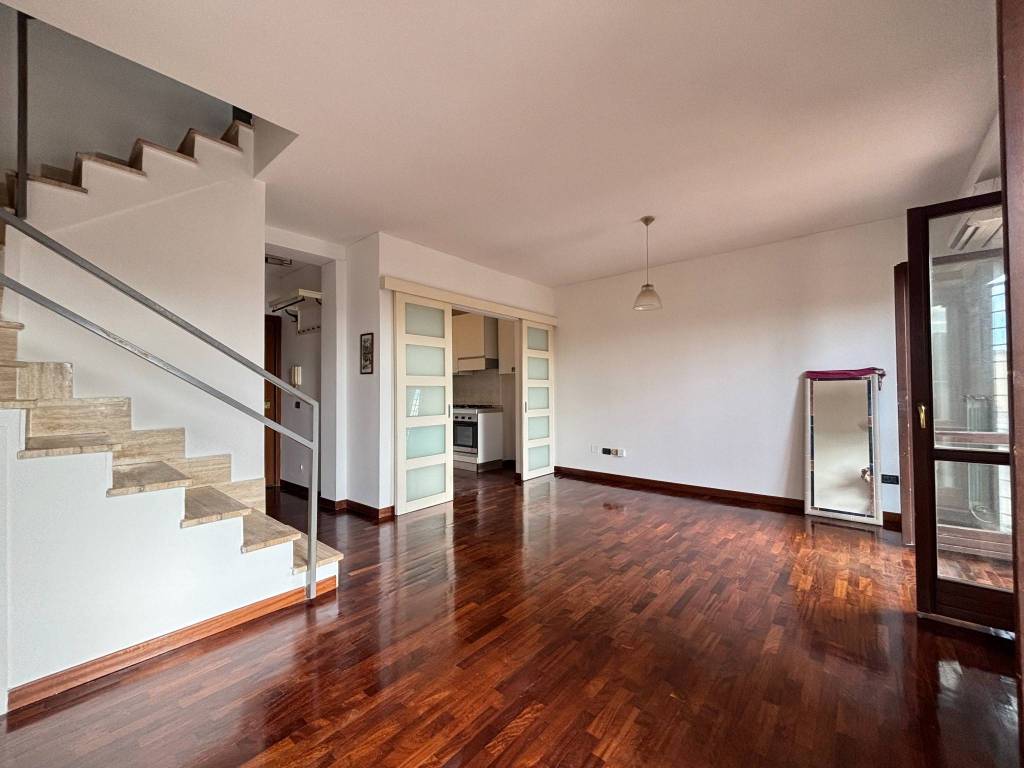 appartamento in affitto a Guidonia Montecelio in zona Marco Simone