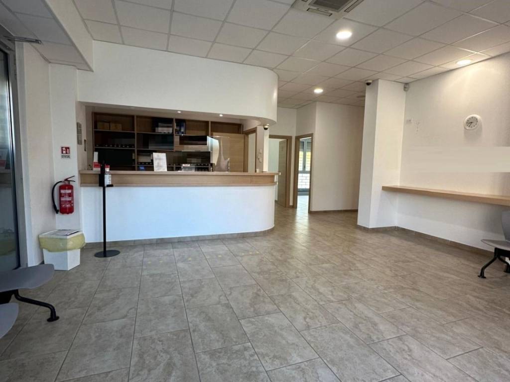 ufficio in affitto a Guidonia Montecelio